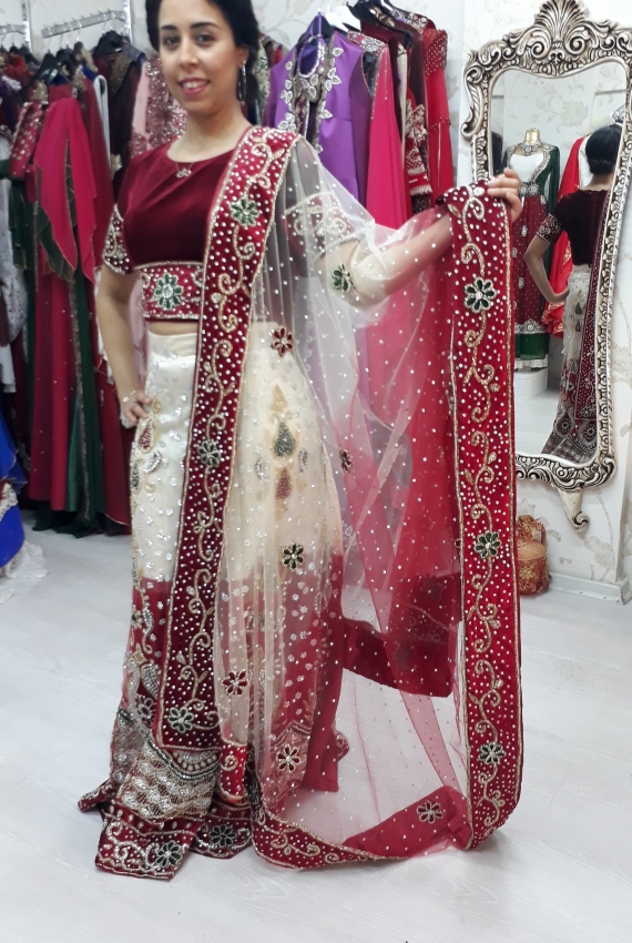 Kiralık Hint Elbisesi Bordo Krem Kiralık Hint Elbisesi Bordo Krem