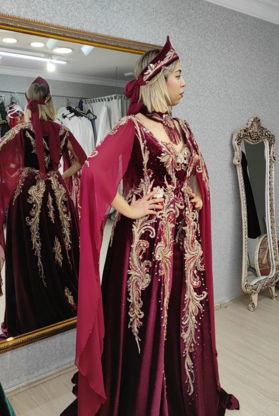 قفطان أرجواني كم قفطان      قفطان أرجواني كم قفطان