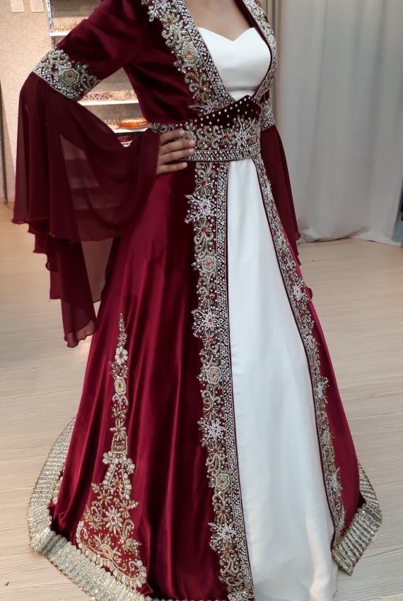 Kiralık Hint İşlemeli Bordo Bindallı 36 - 40 Beden  Kiralık Hint İşlemeli Bordo Bindallı 36 - 40 Beden