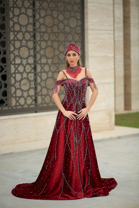 قفطان أرجواني كم قفطان    قفطان أرجواني كم قفطان