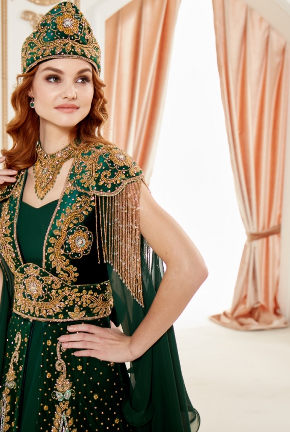 Kiralık Ağır Hint İşleme Yeşil Bindallı 36 - 40 Beden Kiralık Ağır Hint İşleme Yeşil Bindallı 36 - 40 Beden