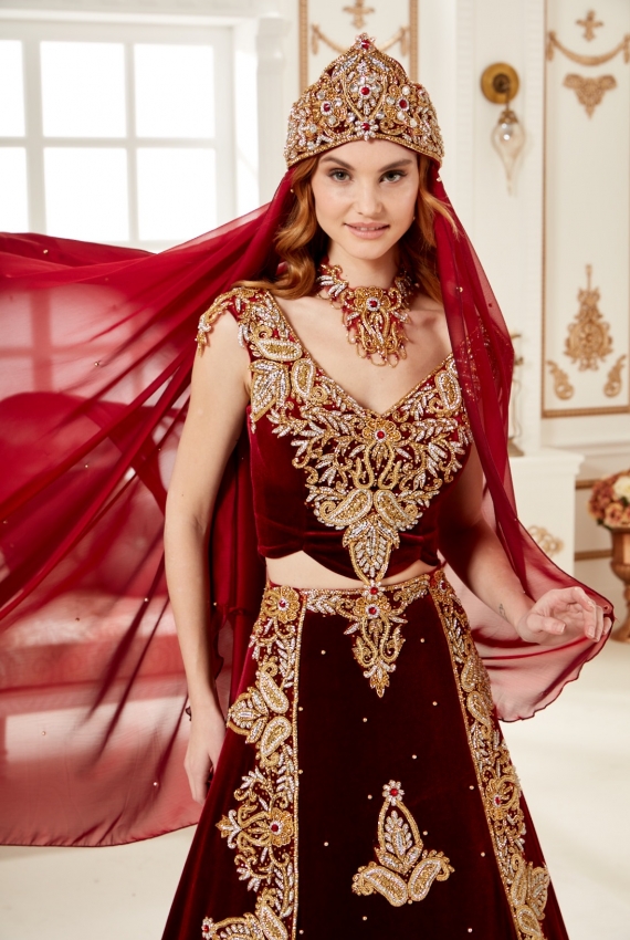 Kiralık 2'li Etek Beden Bordo Bindallı 36 - 38 Beden Kiralık 2'li Etek Beden Bordo Bindallı 36 - 38 Beden