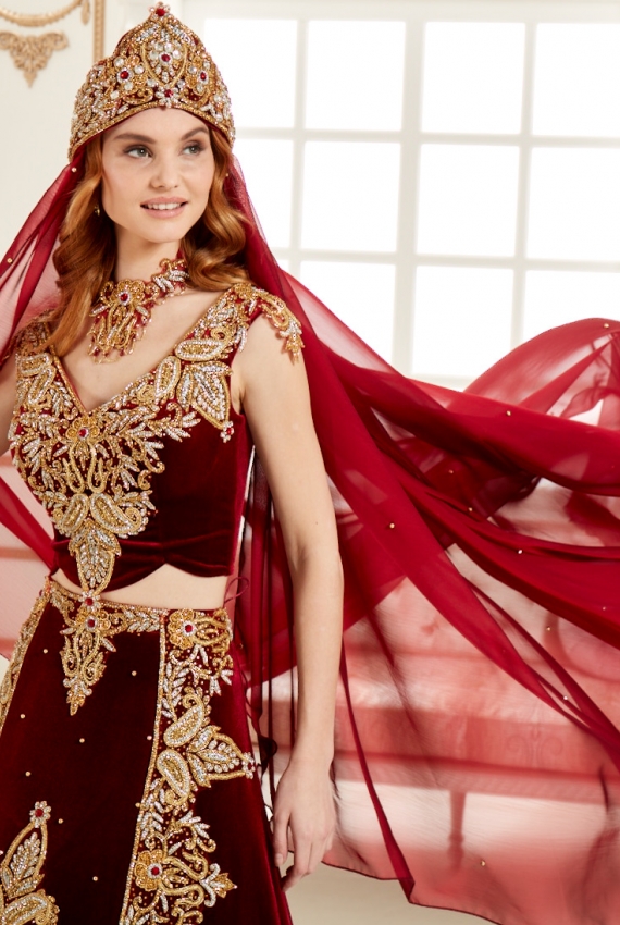 Kiralık 2'li Etek Beden Bordo Bindallı 36 - 38 Beden Kiralık 2'li Etek Beden Bordo Bindallı 36 - 38 Beden